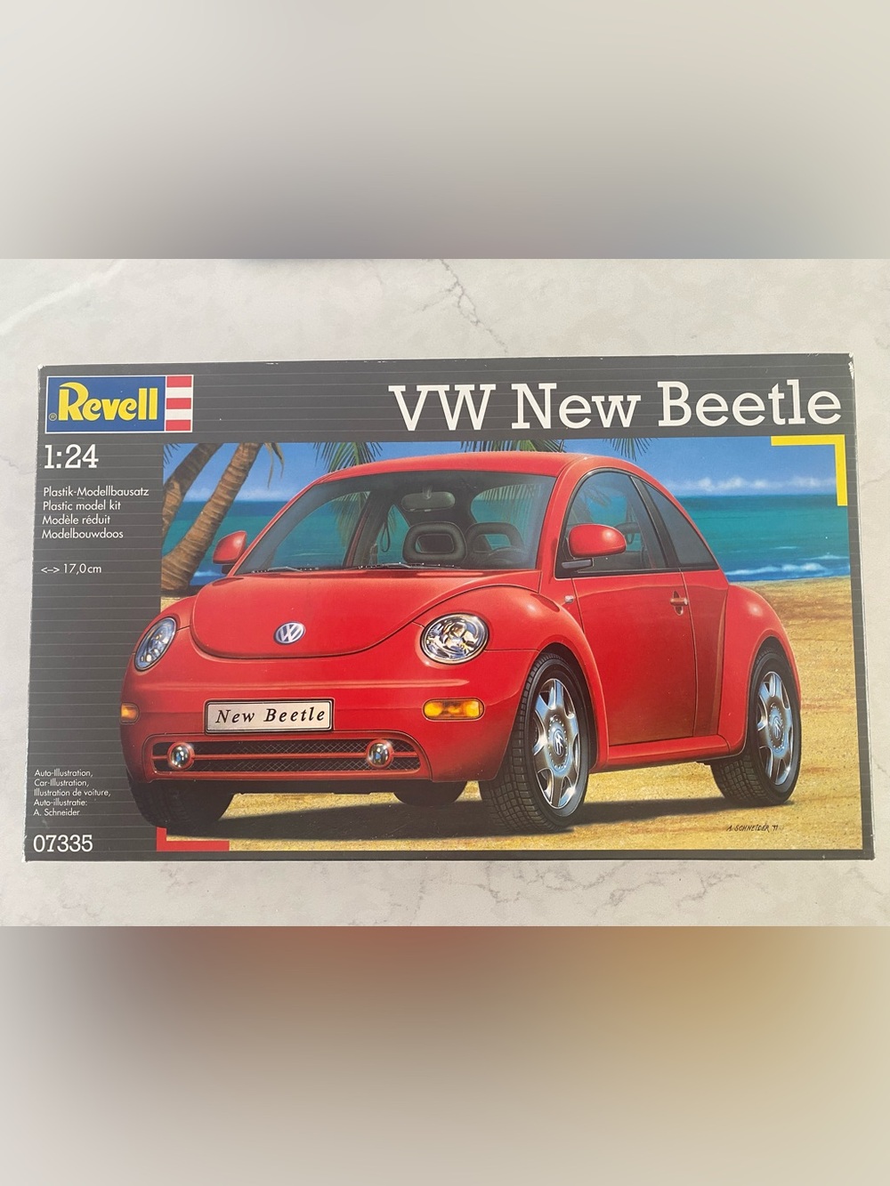 REVELL VOLKSWAGEN VW NEW BEETLE (#07335) - 1/24 SCALE MODEL KIT